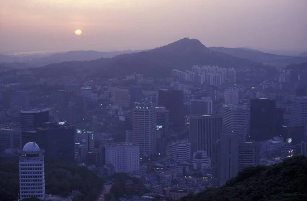 Вид Seoul Башта Центрі Міста Сеулі Південній Кореї Eastaasia Southkorea — стокове фото