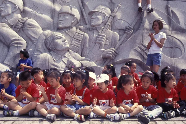 Дети Памятника Корейской Войне Мемориал Городе Сеул Южной Корее Eastaasia — стоковое фото