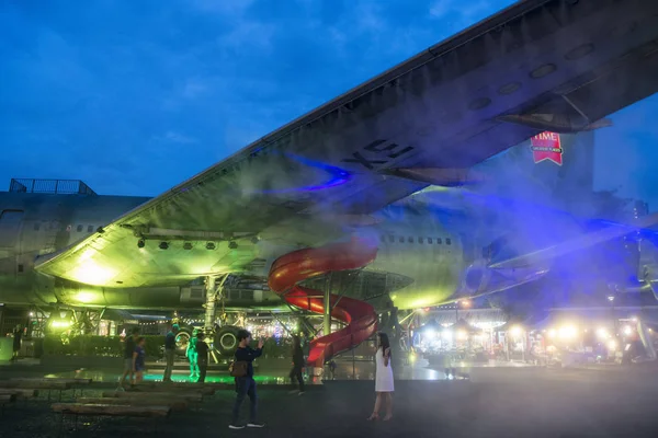 Ett Flygplan Natten Chang Chui Flygplan Marknaden Norr Staden Bangkok — Stockfoto