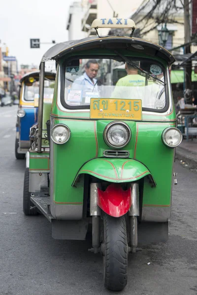 Ένα Ταξί Tuk Tuk Για Banglamphu Στο Πόλη Της Μπανγκόκ — Φωτογραφία Αρχείου