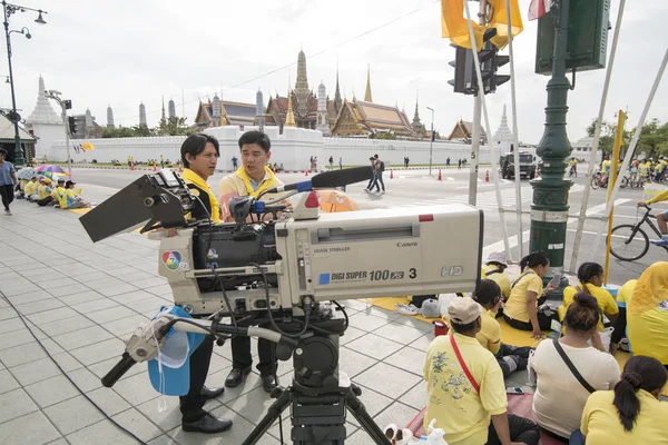 Ein Thailändischer Kamerat Bei Einer Veranstaltung Vor Dem Wat Phra — Stockfoto