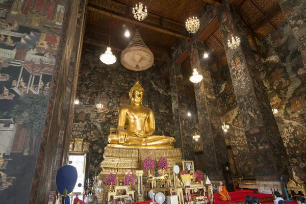 Золотой Будда Храме Ват Сута Банглампху Городе Бангкок Таиланде Юго — стоковое фото