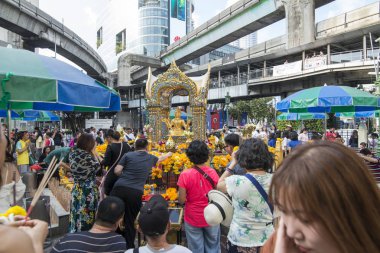 Pratunam Southeastasia Tayland Bangkok şehir içinde Erewan tapınak. Tayland, Bangkok, Kasım, 2018