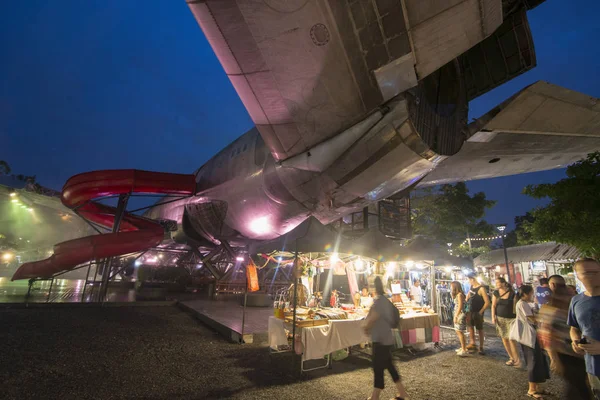 Avião Noite Mercado Aviões Chang Chui Norte Cidade Bangkok Tailândia — Fotografia de Stock