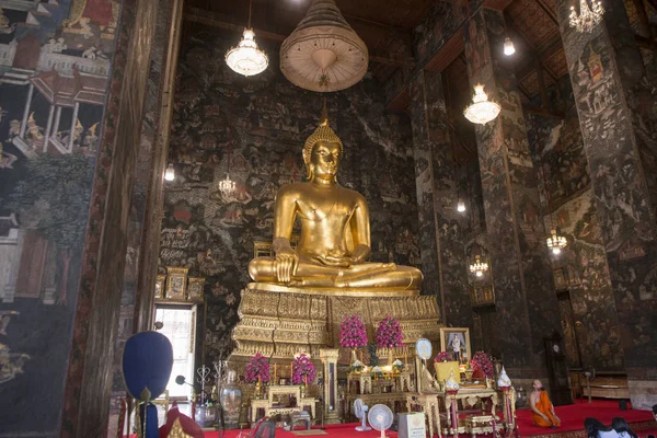 Buda Dorado Templo Wat Suthat Banglamphu Ciudad Bangkok Tailandia Southeastasia — Foto de Stock