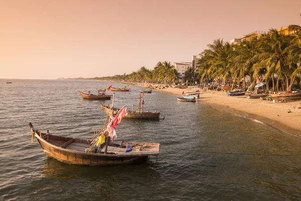  Bang Saen sahilde Provinz Chonburi Tayland Bangsaen kasaba. Tayland, Bangsaen, Kasım, 2018