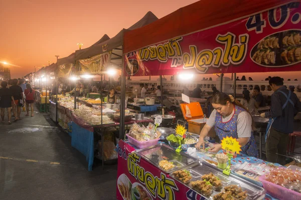 Night Market Walking Street Coast Laemtan Bang Saen Beach Town — Stock Photo, Image