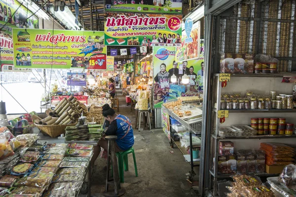 Thajské Občerstvení Městský Trh Hlavní Silnici Městě Trh Městě Bangsaen — Stock fotografie