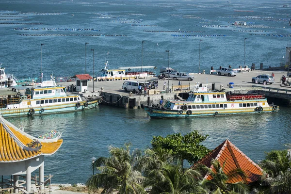 Die Fährstation Oder Pier Auf Der Insel Koh Loy Der — Stockfoto