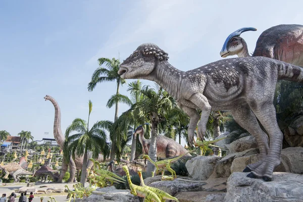 Dinozor Park Provinz Chonburi Tayland Pattaya city yakınlarında. Tayland, Pattaya, Kasım, 2018