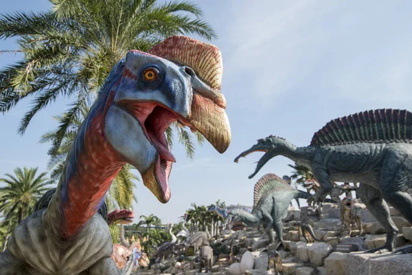 Der Dinosaurierpark Der Nähe Der Stadt Pattaya Der Thailändischen Provinz — Stockfoto
