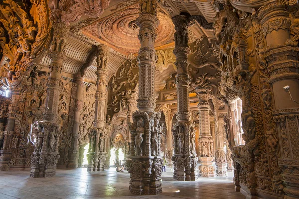 Dentro Del Santuario Madera Verdad Templo Ciudad Pattaya Provincia Chonburi — Foto de Stock