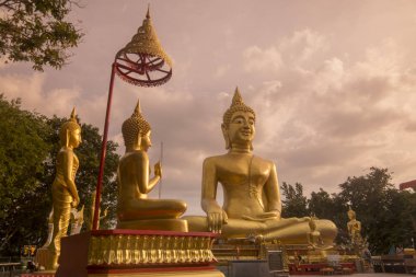 Wat Phra Yai Provinz Chonburi Tayland Pattaya şehir Buda tepe üzerinde Buddha. Tayland, Pattaya, Kasım, 2018