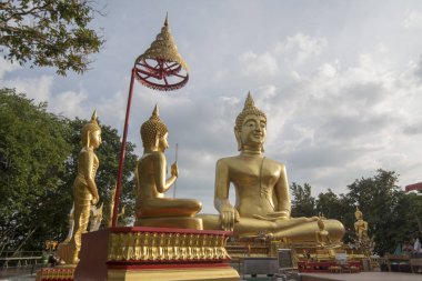 Wat Phra Yai Provinz Chonburi Tayland Pattaya şehir Buda tepe üzerinde Buddha. Tayland, Pattaya, Kasım, 2018