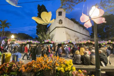palacio de Sao Lourenco, avenida Arriaga Festa da Flor veya bahar çiçek Festivali Funchal Şehir Adası Madeira Portekiz Atlantik Okyanusu. Madeira, Funchal, Nisan, 2018