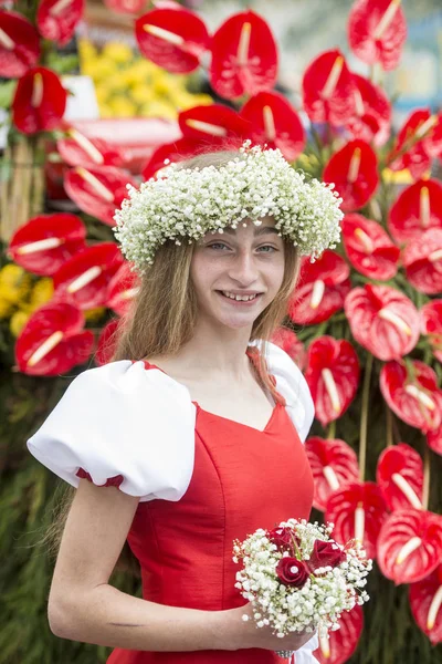 Женщины Одетые Красочную Одежду Фестивале Festa Flor Spring Flower Festival — стоковое фото
