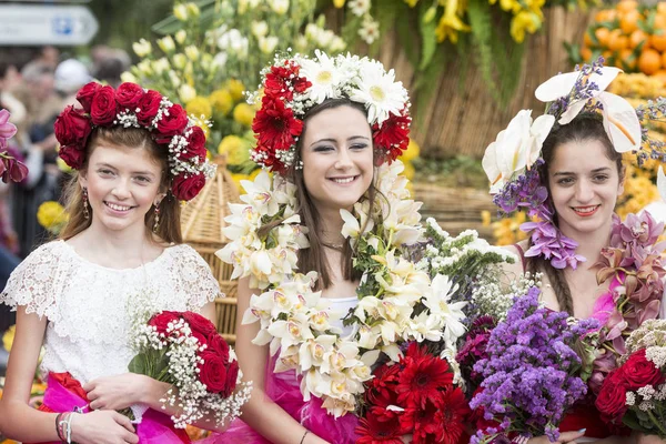 Kadınlar Renkli Elbise Festa Flor Veya Bahar Çiçek Festivali Funchal — Stok fotoğraf