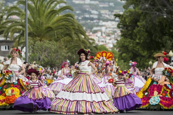 Donne Vestite Con Abiti Colorati Alla Festa Flor Festa Dei — Foto Stock