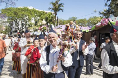 bir traditonal madeira folklor müzik grubu s Festa da Flor veya bahar çiçek Festivali Funchal Şehir Adası Madeira Portekiz Atlantik Okyanusu. Madeira, Funchal, Nisan, 2018