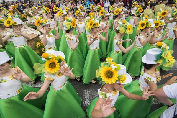 포르투갈의 대서양에서 마데이라 축제에서 화려한 마데이라 2018 — 스톡 사진