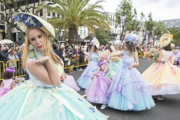 Women Dressed Colorful Clothes Festa Flor Spring Flower Festival City — Stock Photo, Image