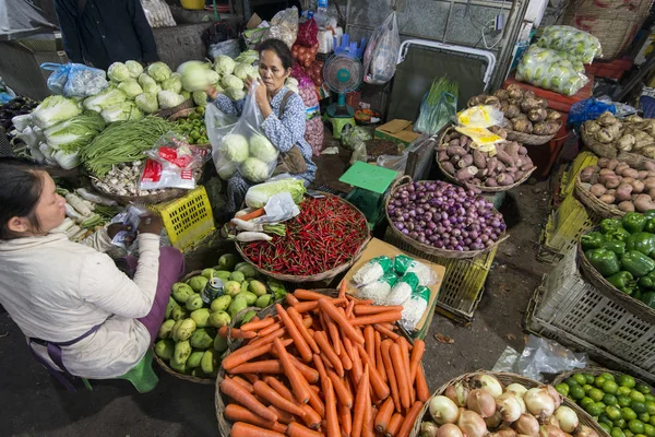 CAMBODIA SIEM REAPARECER EL MERCADO PHSAR SAMAKI — Foto de Stock