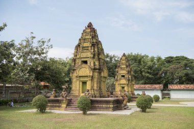 Kamboçya Siem Reap Savaş Anıtı