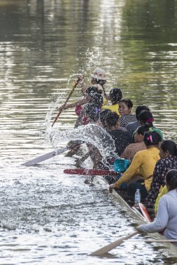 Kamboçya Siem Reap Şehir Nehri Longboat 