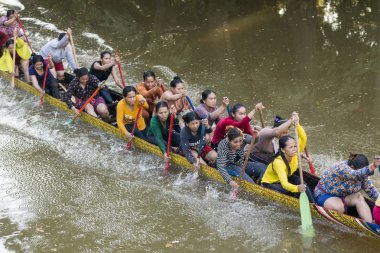 Kamboçya Siem Reap Şehir Nehri Longboat 