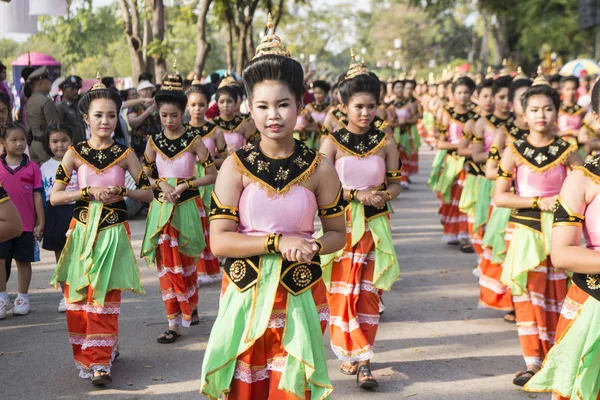 ASIA TAILANDIA SUKHOTHAI LOY KRATHONG TRADICIÓN — Foto de Stock