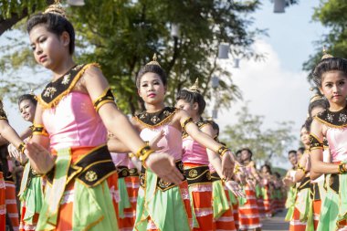 Asya Tayland Sukhothai Loy Krathong geleneği