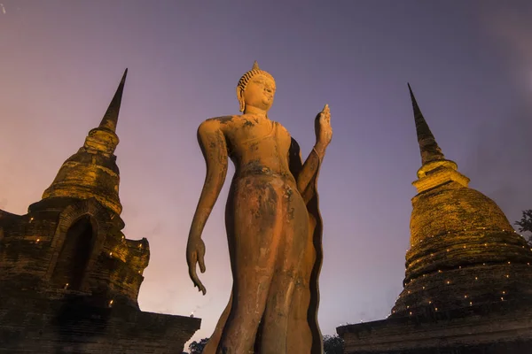 Asien thailand sukhothai wat sa si tempel — Stockfoto