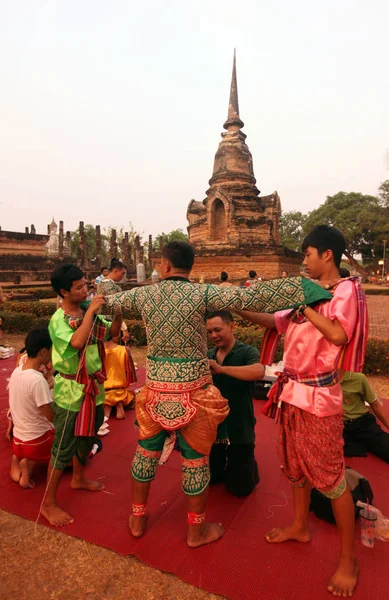 Azië Thailand Sukhothai tempel Wat sa si traditie — Stockfoto