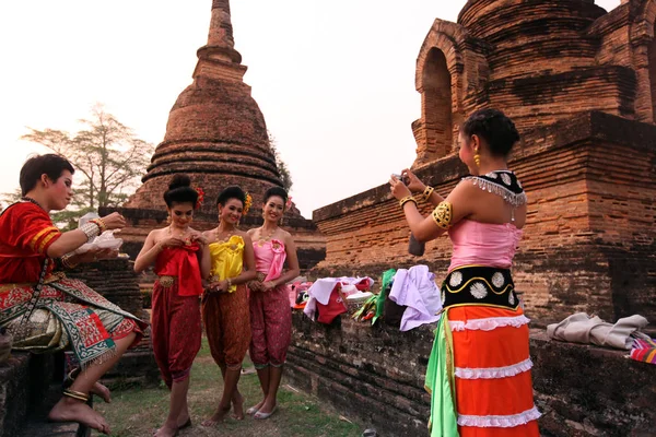 Ásia Tailândia Sukhothai Templo Wat sa si tradição — Fotografia de Stock