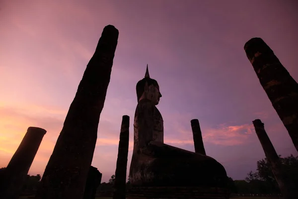 アジア タイ スコタイ 寺院 スプーパ — ストック写真