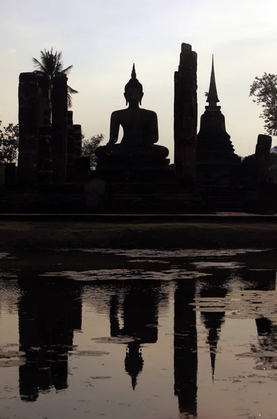 Asien Thailand Sukhothai Temple stupa — Stockfoto
