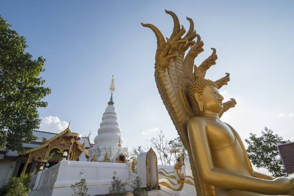 TAILANDIA PHRAE WAT PHRA QUE DOI LENG TEMPLO —  Fotos de Stock