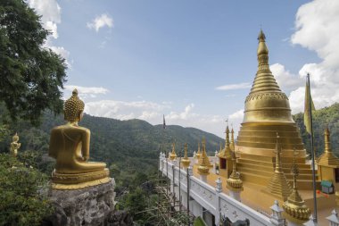 Tayland Phrae Wat Phra o Içinde Khaen Tapınak