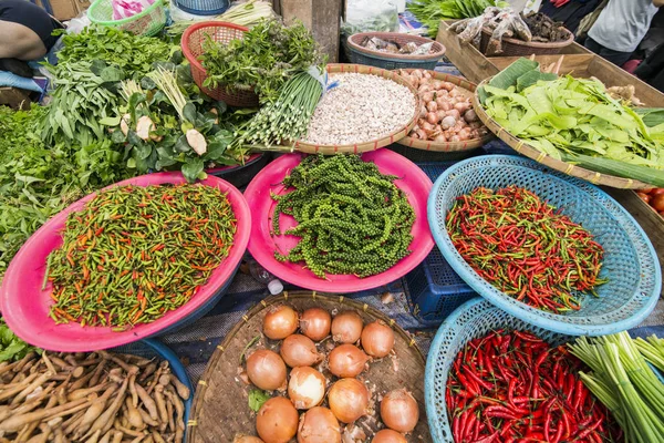 PAESE DELLA THAILANDIA MERCATO ALIMENTARE PEPER — Foto Stock