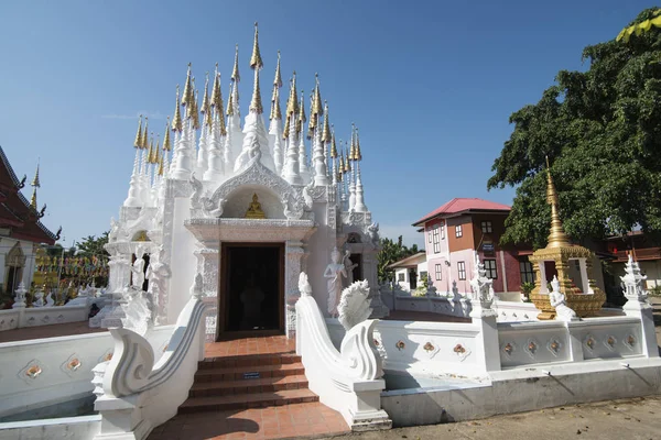 Thailand phrae wat pong sunan tempel — Stockfoto