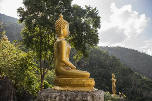 THAILAND PHRAE WAT PHRA That IN KHAEN TEMPLE — стоковое фото