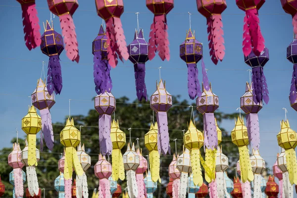 Tailândia Phrae Wat Pong Sunan Loy Krathong — Fotografia de Stock