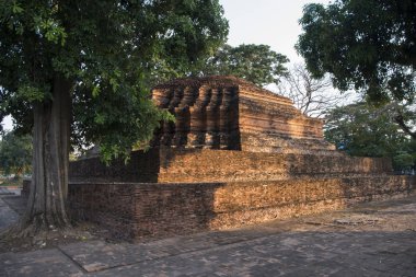 Tayland Phitsanulok Chandra Sarayı Harabeleri