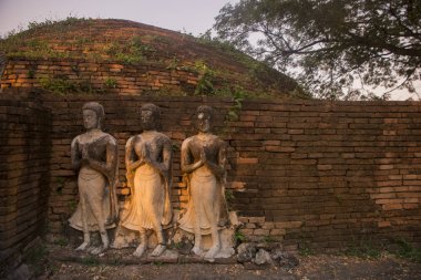 Tayland Phitsanulok Chandra Sarayı Harabeleri