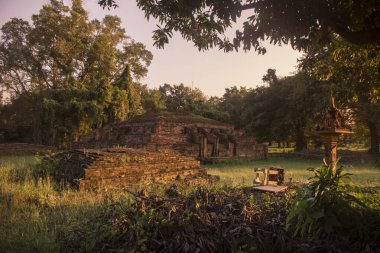 Tayland Phitsanulok Chandra Sarayı Harabeleri