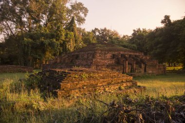 Tayland Phitsanulok Chandra Sarayı Harabeleri