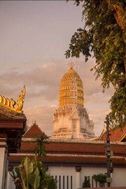 Tayland Phitsanulok Wat Ratana Mahathat