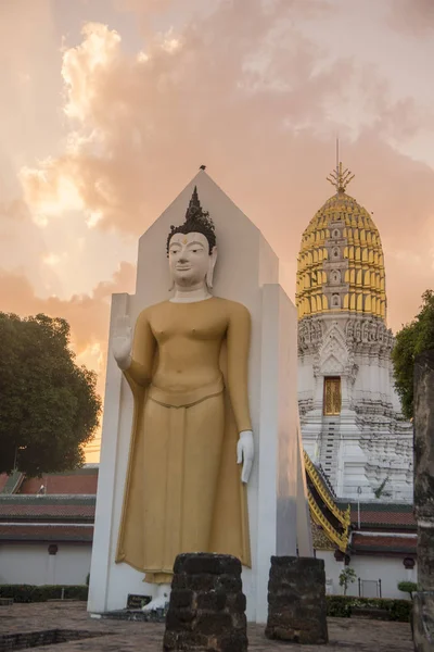 THAÏLANDE PHITSANULOK WAT RATANA MAHATHAT — Photo