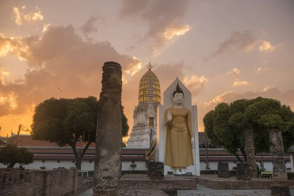 Tayland Phitsanulok Wat Ratana Mahathat