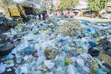 Kamboçya Battambang Atık Plastik